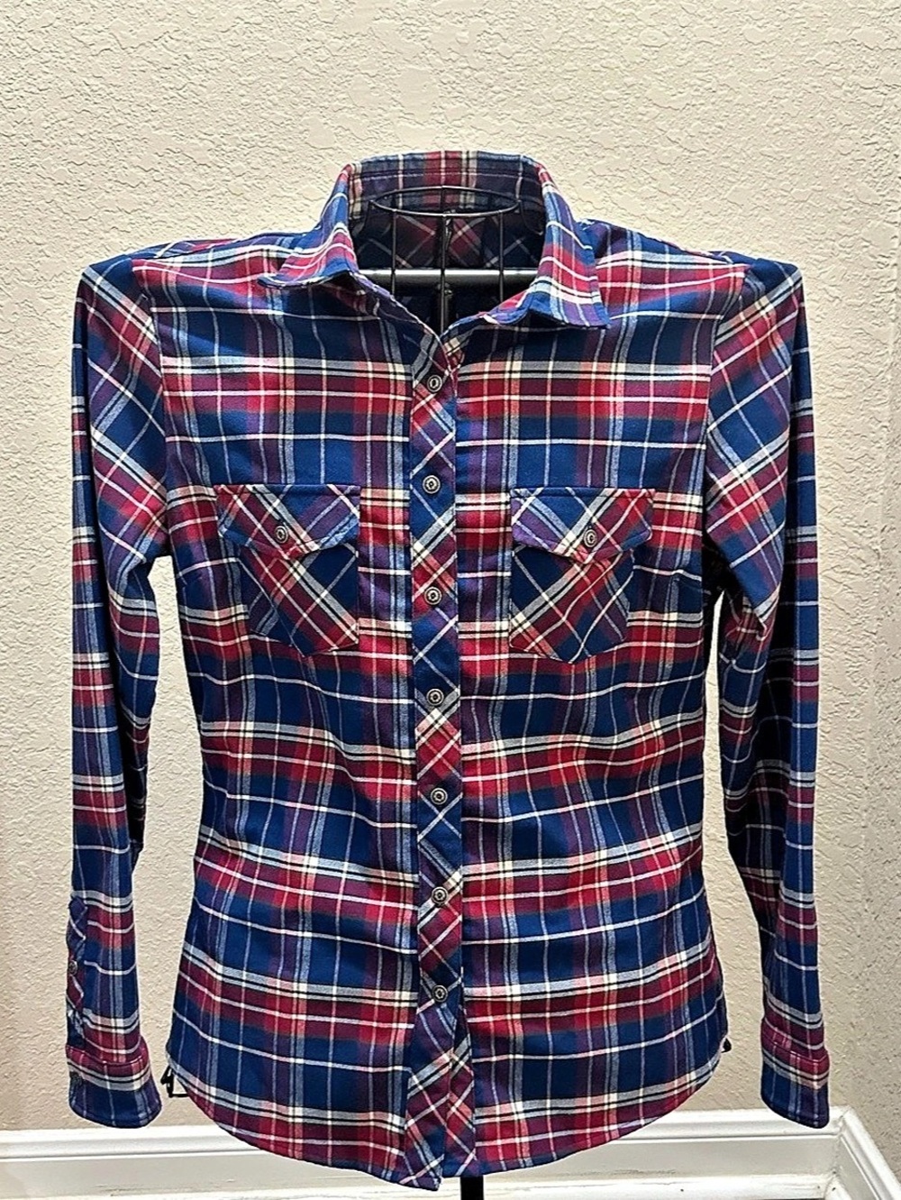 KUHL Women’s Alina Blue and Red Flannel Shirt Large